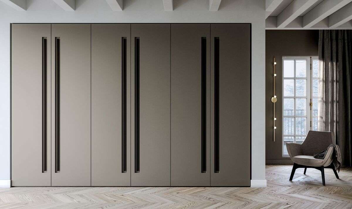 итальянские шкафы с распашными дверями